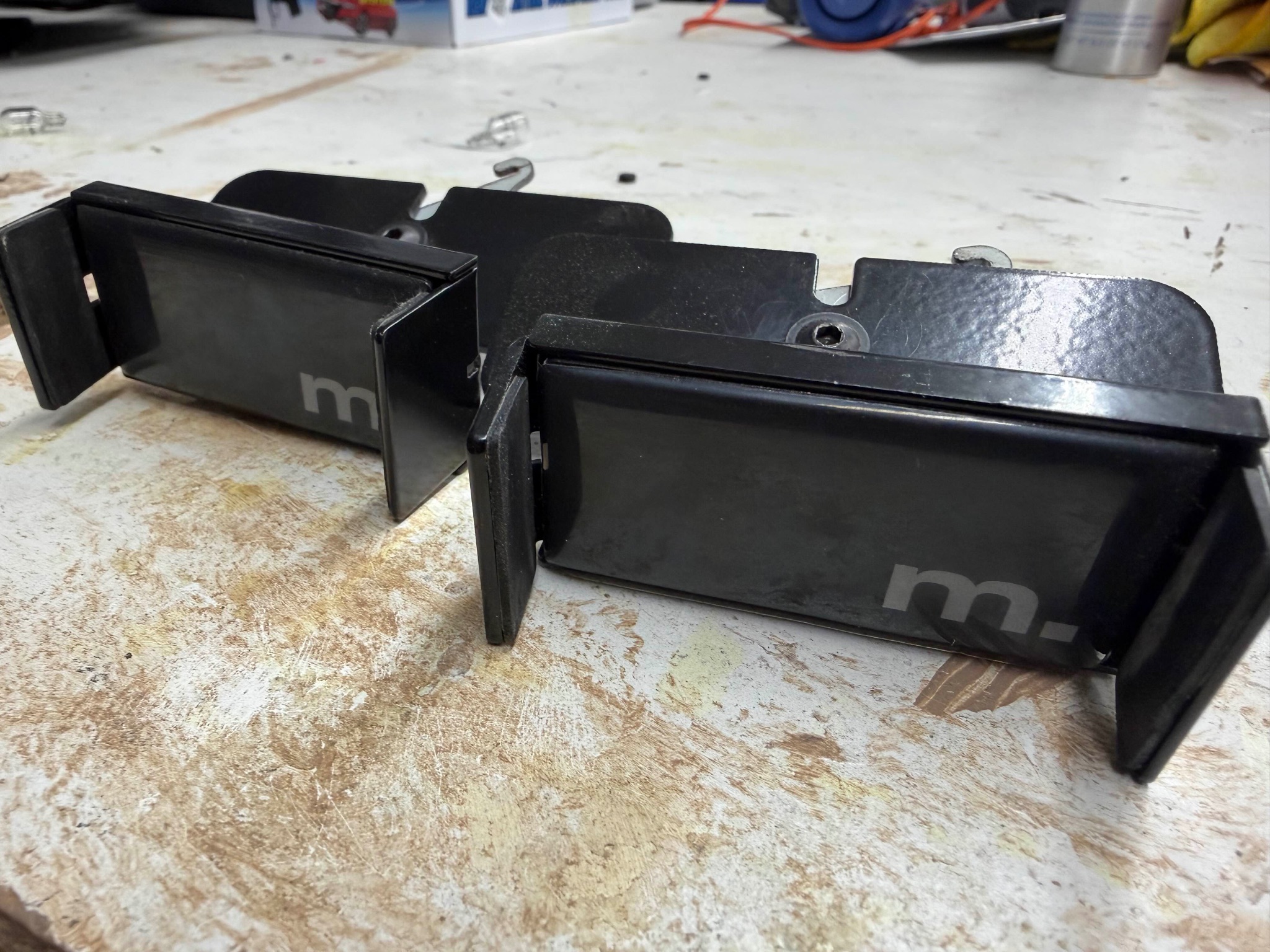 Minivation Phone Mount - body 1